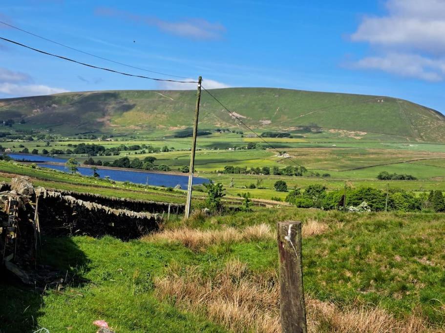 Diddly Squat Lodge With Hot Tub, Pendle View Holiday Park Clitheroe Eksteriør billede