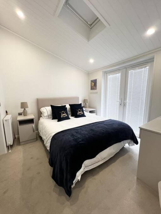 Diddly Squat Lodge With Hot Tub, Pendle View Holiday Park Clitheroe Eksteriør billede